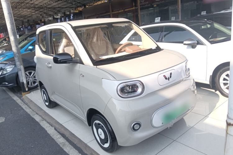 Used Wuling Hongguang MINIEV 2024 3rd Generation 215km Youth Edition
