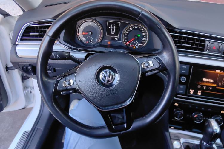 Used Volkswagen Lamando 2019 280TSI DSG Comfort Edition China VI standard