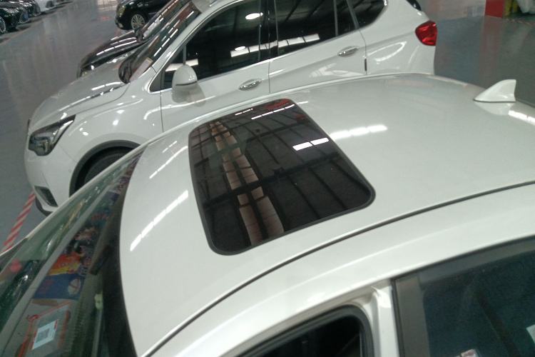 Used Toyota Levin 2016 Dual-Engine 1.8H GS E-CVT Elite Model with Sunroof
