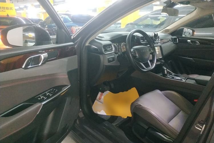 Used Lynk & Co 02 2020 1.5T DCT Two-Wheel Drive Zhaobao Version
