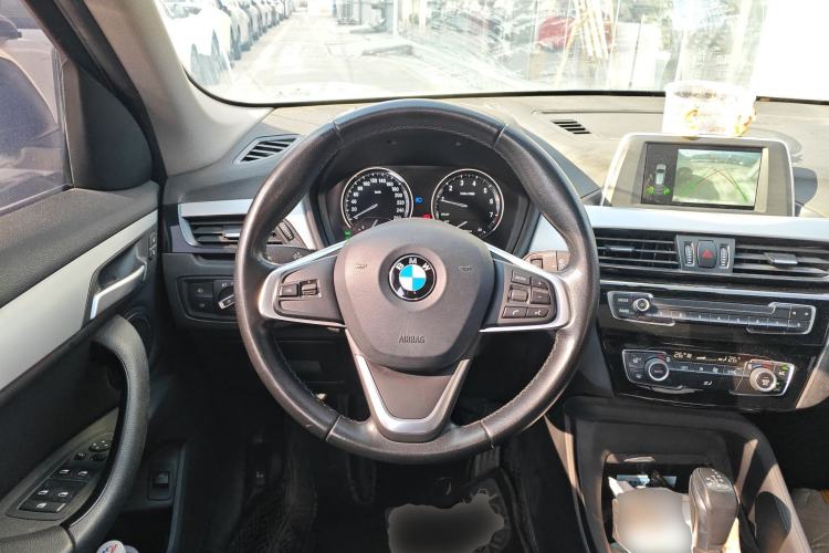 Used BMW X1 2018 sDrive20Li Leading Model
