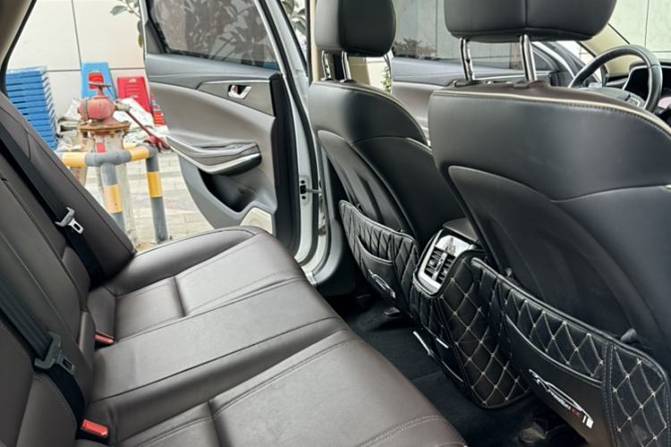 Used Changan Raeton CC 2018 1.5T Automatic Zunya Model China V Standard
