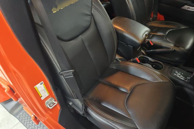 Used  Wrangler 2015 3.0L Sahara Four-Door Edition
