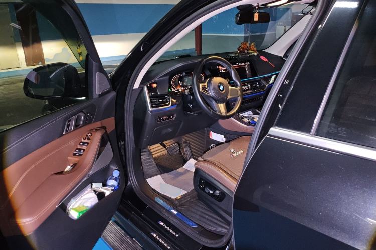 Used BMW X5 (Import) 2019 xDrive40i Luxury Model with M Sport Package