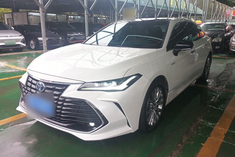 Used Toyota Avalon 2022 Dual-Engine 2.5L XLE Premium Edition