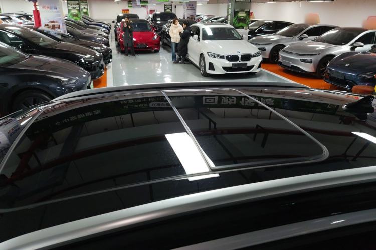 Used Volkswagen ID.4 X 2023 Ultra-Intelligent Long-Range Version
