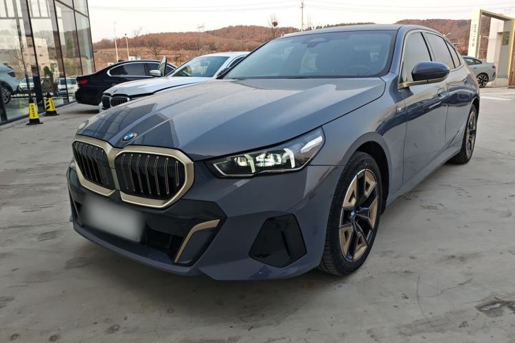 Used BMW 5 Series 2024 525Li M Sport Package