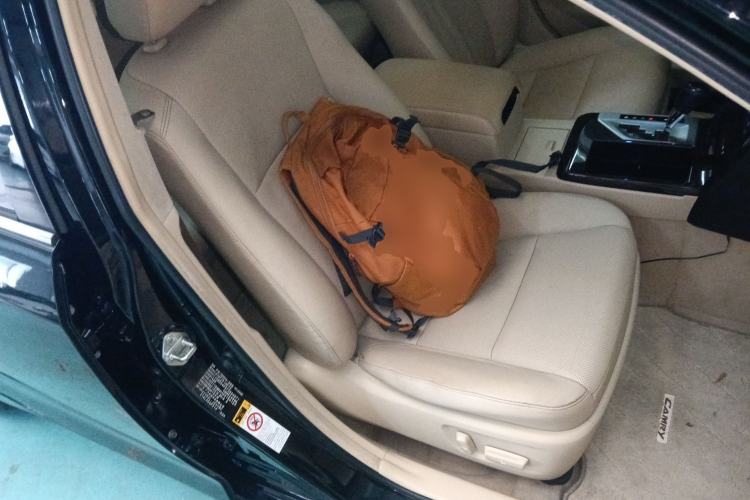 Used Toyota Camry 2015 Dual-Engine 2.5 HG Luxury Navigation Edition