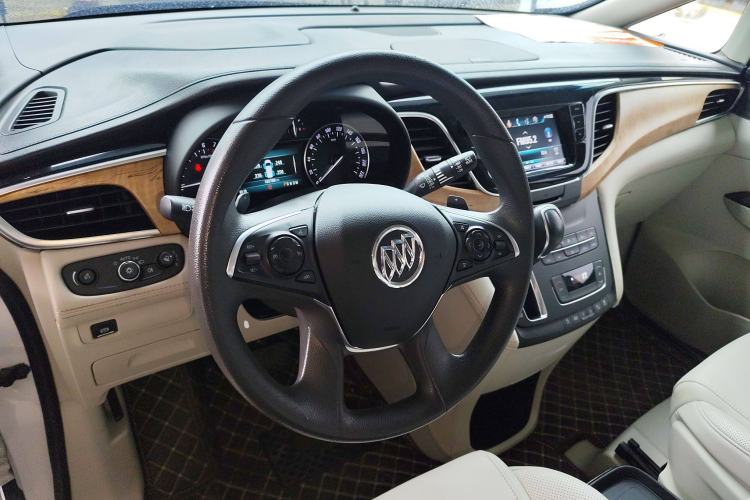 Used Buick GL8 2017 ES 28T Comfort Model China V Standard
