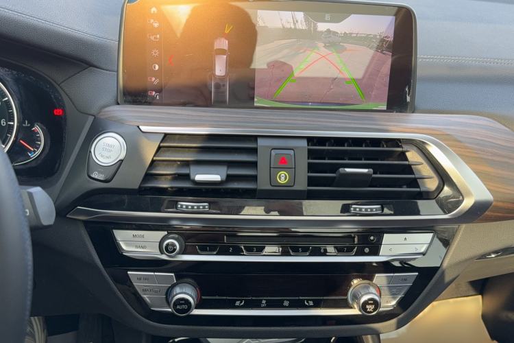 Used BMW X3 2018 xDrive28i Luxury Package China VI Emission Standard
