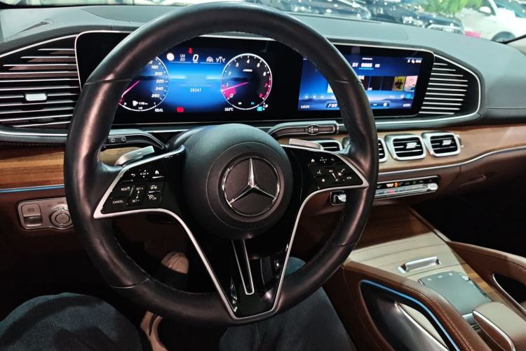 Used Mercedes-Benz GLE 2024 GLE 450 4MATIC Stylish Model
