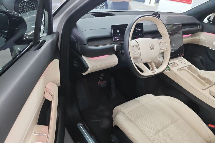 Used Nio ES6 2024 75 kWh
