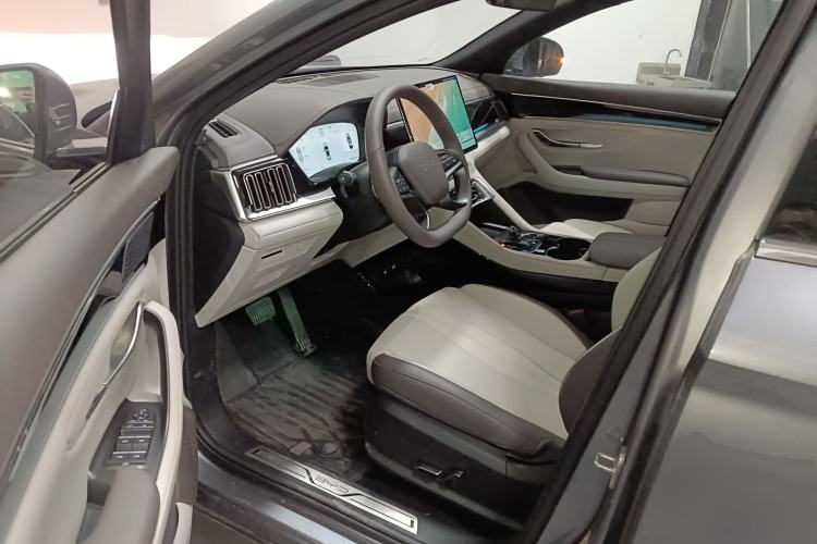 Used BYD Song PLUS New Energy 2025 DM-i Intelligent Driving 160KM Flagship Model
