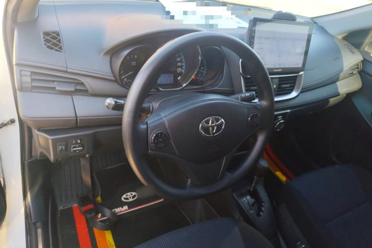 Used Toyota YARiS L 2017 1.5E CVT Dynamic Edition

