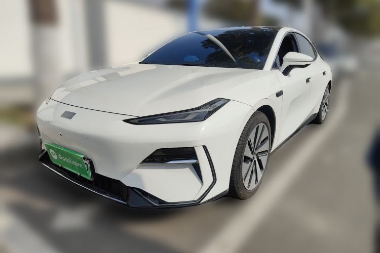 Used Geely Galaxy E8 2024 665 km Range Rear-Drive Starship Long-Range Version