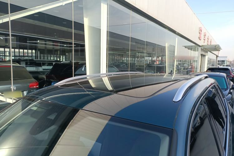 Used Volkswagen Tiguan L 2023 330TSI Automatic Two-Wheel Drive R-Line Enjoyment Edition
