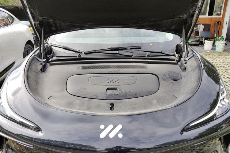 Used  LS6 2023 Max Standard Edition
