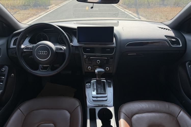 Used Audi A4L 2015 35 TFSI Automatic Comfort Model
