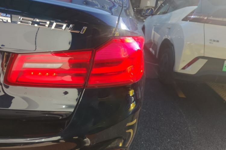 Used BMW 5 Series 2018 530Li Leading Model M Sport Package
