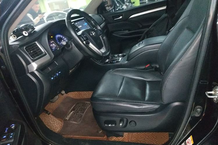 Used Toyota Highlander 2018 2.0T Four-Wheel Drive Prestige Version 7 Seats China VI Standard
