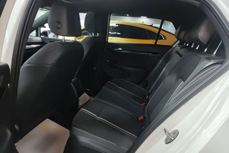 Used Volkswagen Golf 2023 Facelift 280TSI DSG R-Line