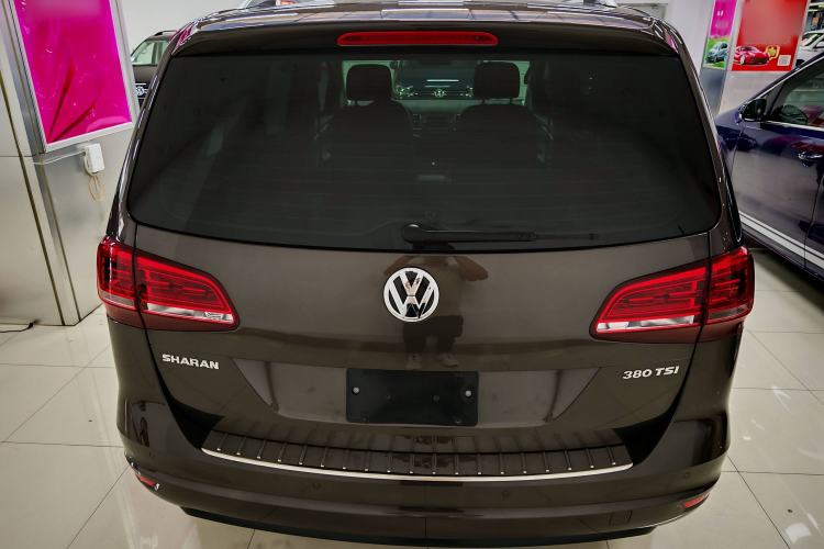 Used Volkswagen Sharan 2018 380TSI Comfort Edition 7-Seater
