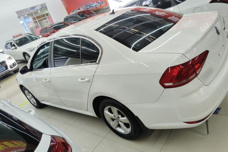 Used Volkswagen Lavida 2015 1.6L Automatic Fashion Edition