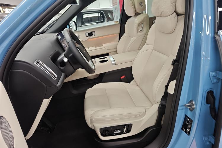 Used Li Auto L7 2024 Ultra Model
