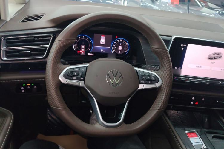 Used Volkswagen Viloran 2023 Revised 380TSI Prestige Edition