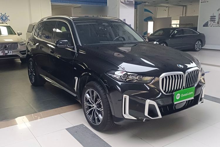 Used BMW X5 2023 xDrive 30Li M Sport Package
