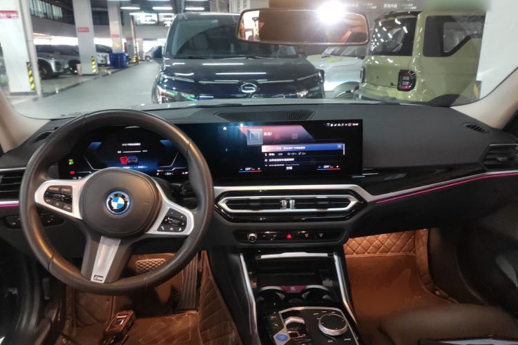 Used BMW i3 2022 eDrive 35 L