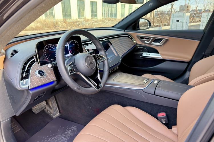 Used Mercedes-Benz E-Class 2024 E 300 L Stylish Model