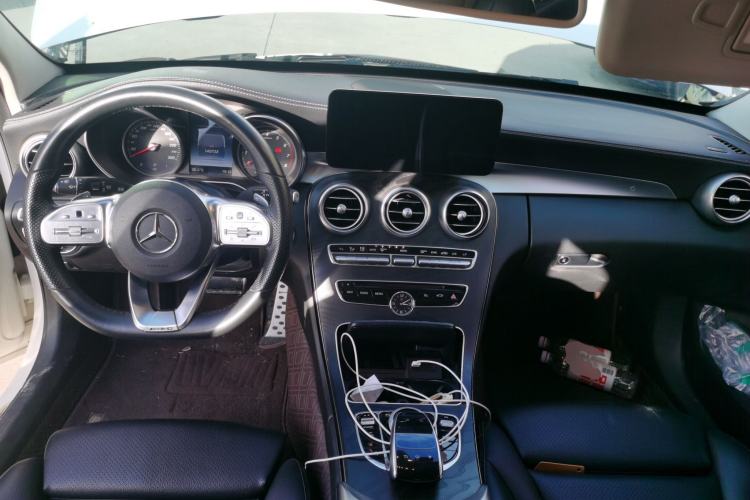 Used Mercedes-Benz C-Class 2015 C 200 station wagon
