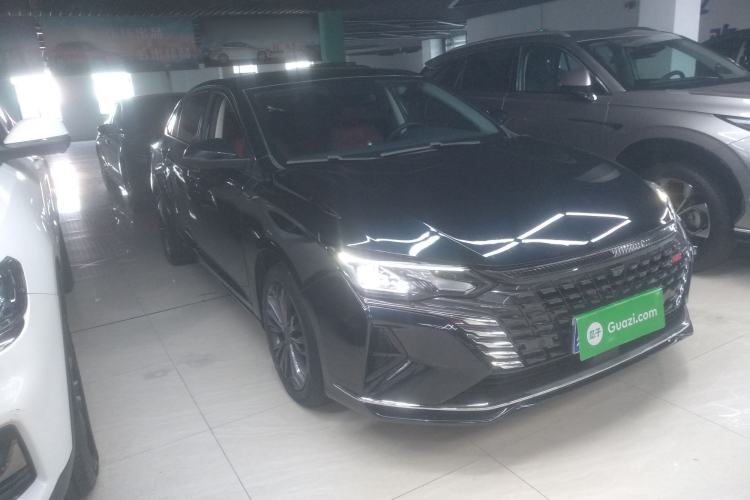 Used Dongfeng Aeolus Yixuan MAX 2021 1.5T Ultra-Stylish Trendsetter Edition
