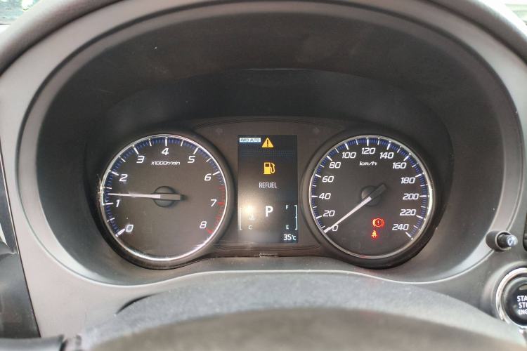 Used Mitsubishi Outlander 2019 2.4L 4x4 Zhi Xiang Edition 7 Seats China V Emission Standard
