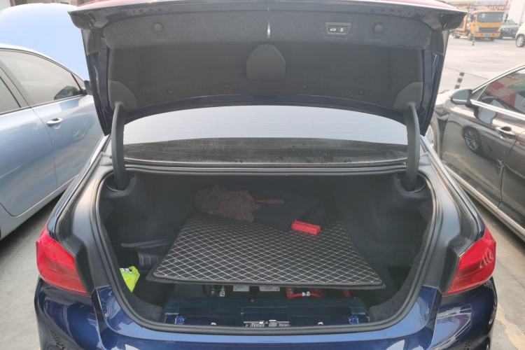 Used BMW 5 Series (Import) 2020 525i M Sport Package
