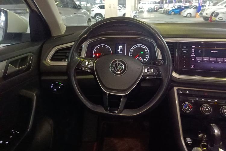 Used Volkswagen T-ROC 2022 280TSI DSG Two-Wheel Drive Elite PLUS
