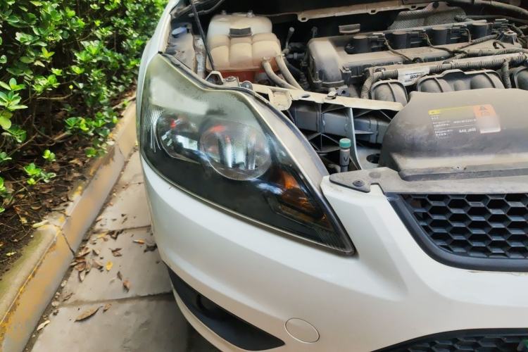 Used Ford Focus 2013 Hatchback Classic 1.8L Automatic Base Model
