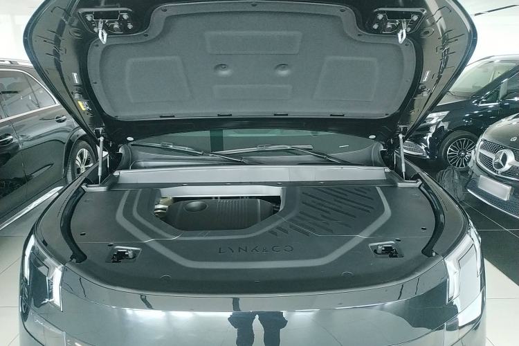 Used Lynk & Co 900 2025 1.5T Ultra
