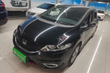 Used Honda Jade 2013 1.8L automatic Comfort version 5 seats