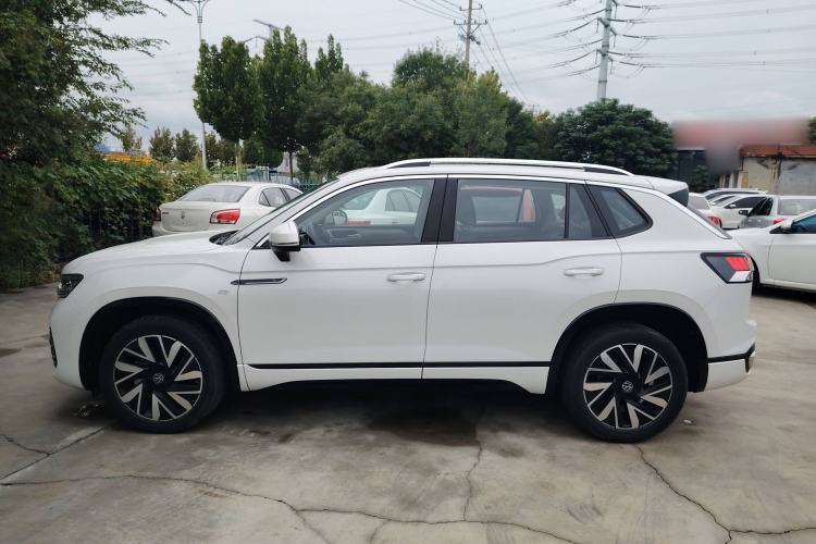 Used Volkswagen Tayron 2023 Revised Version 380TSI All-Wheel Drive R-Line High-Energy Edition
