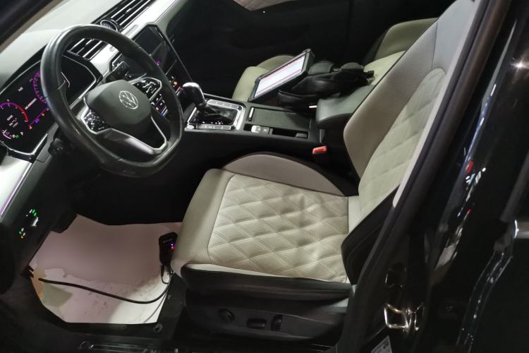 Used Volkswagen Magotan 2023 2 Million Units Commemorative Edition 330TSI DSG Luxury Version
