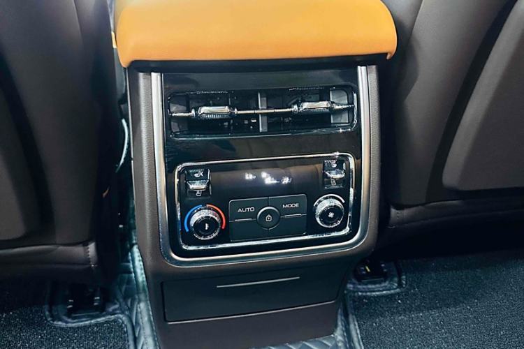 Used Tank 500 New Energy 2025 Hi4-Z
