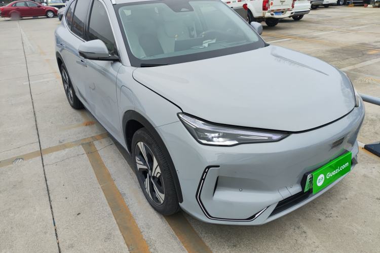 Used  E5 2024 530km Starship Edition
