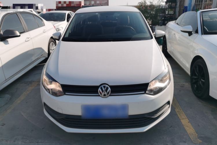 Used Volkswagen Polo 2016 1.4L Manual Fashion Model