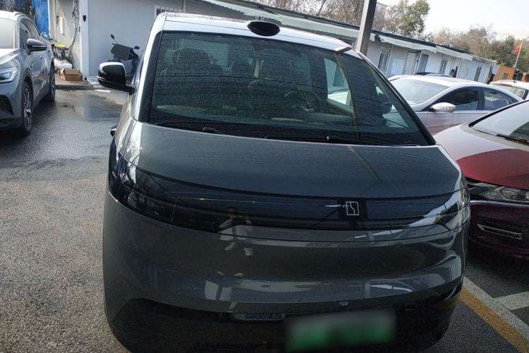 Used Zeekr MIX 2025 Long-Range Intelligent Driving Edition
