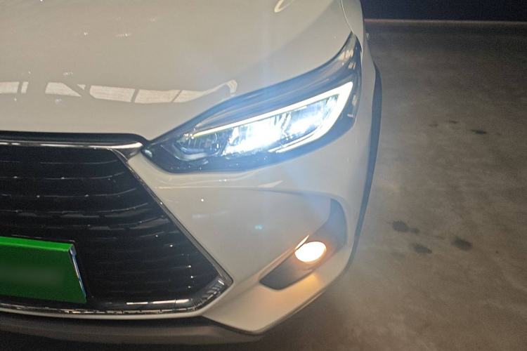 Used Toyota YARiS L 2022 X-Trail 1.5L CVT Luxury PLUS Edition
