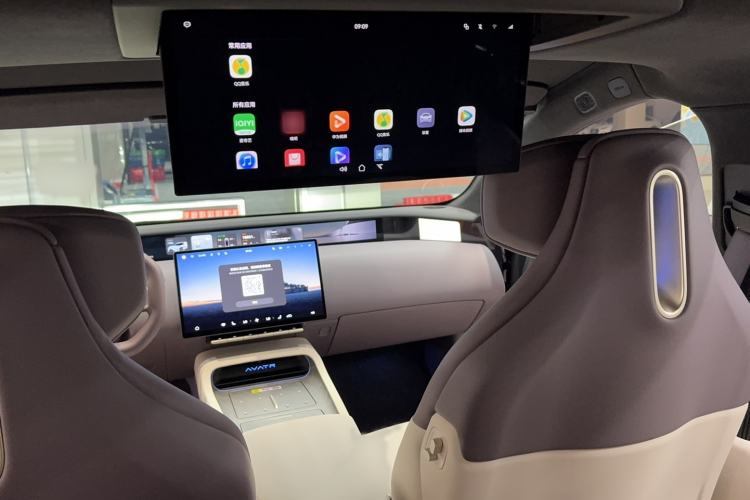 Used  12 2025 Master All-Electric Four-Wheel Drive
