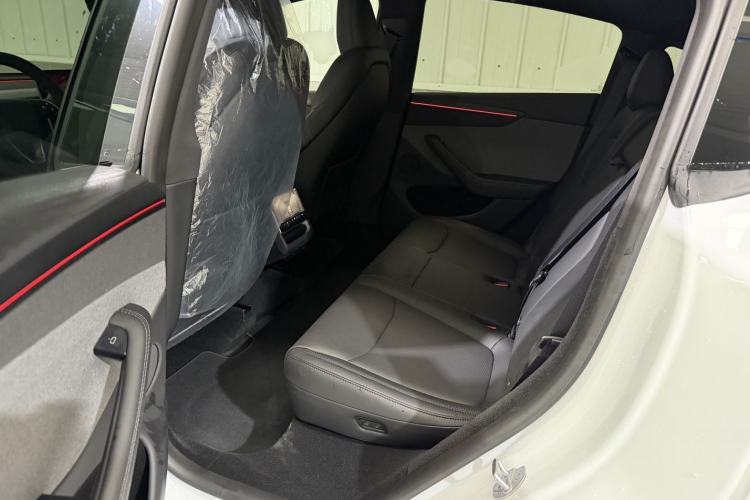 Used Tesla Model Y 2026 Rear-Drive Model