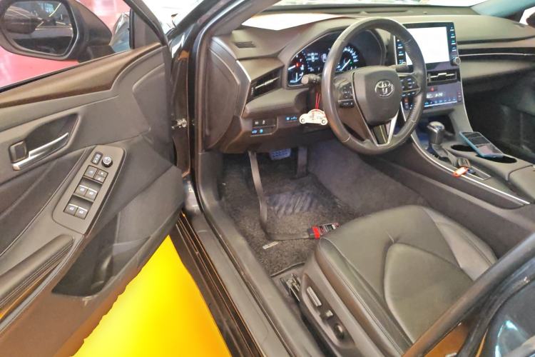 Used Toyota Avalon 2019 2.0L Luxury Edition China VI Standard
